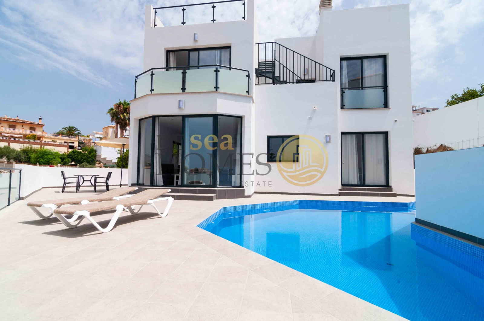 villa estilo moderno de lujo en torrox park, costa del sol